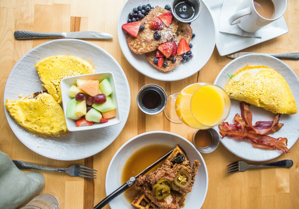 10 Restaurants Offering Mimosas with Weekend Brunch in Edmonton