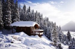 13 Romantic Getaways to Celebrate Valentine’s Day in Alberta