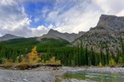 15 Fall Colour Hikes to in Kananaskis Country
