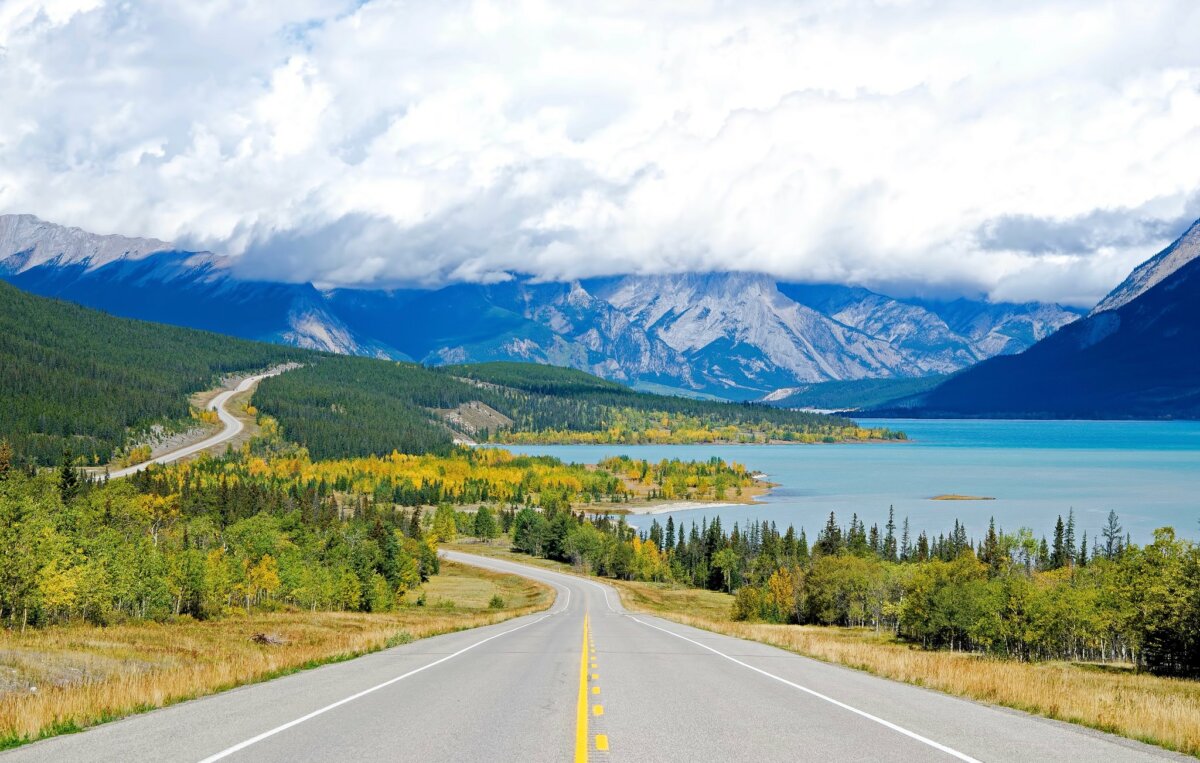 15 Things to Do Around Abraham Lake During Summer & Fall