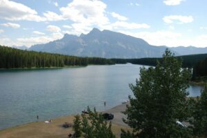 Waterfront Campgrounds in Alberta to For a Summer Getaway
