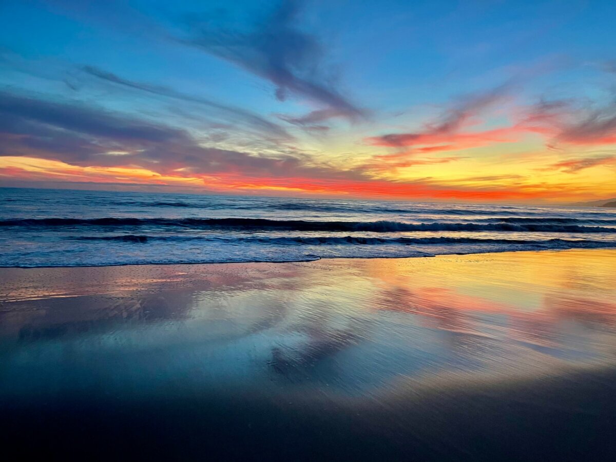 18 of the Best Beaches For a Summer Trip in Manitoba