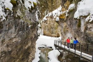 Johnston Canyon Icewalk