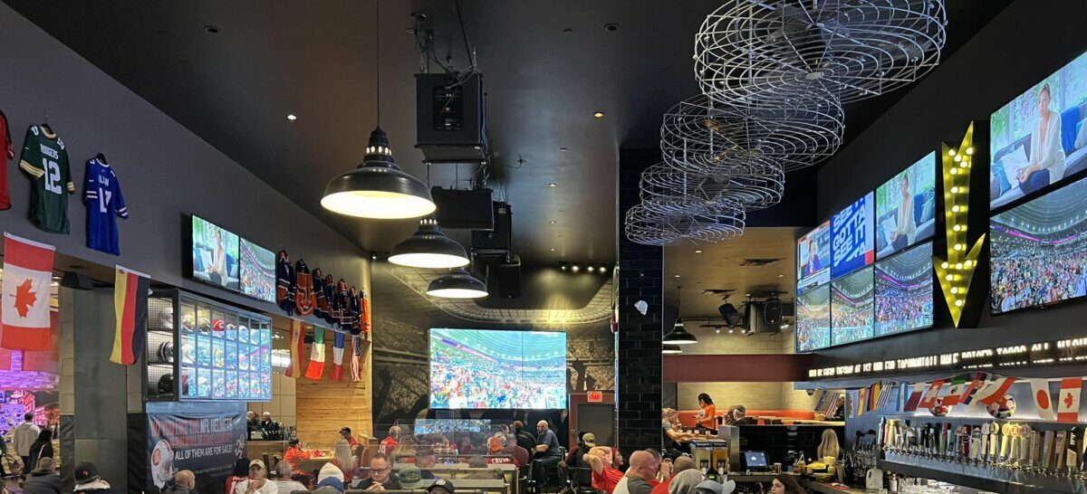 20 of the Best Sports Bars and Restaurants in Edmonton to Watch the