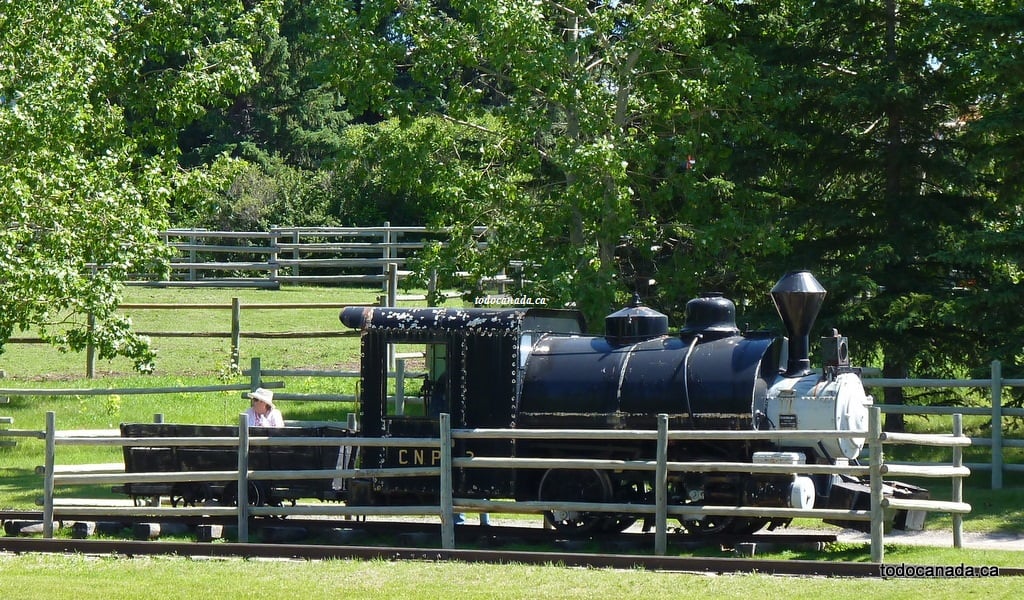 25 Day Trips in and around Calgary on Public Transit