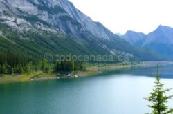 Medicine Lake JASPER Alberta Canada