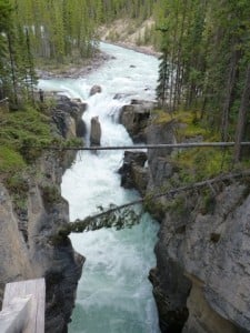 sunwapta falls Icefields parkway Jasper