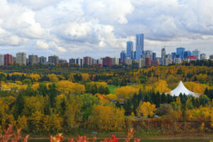 15 Date Ideas For This Fall in Edmonton
