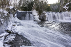 25 Outdoor Winter Activities in the Region of Peel