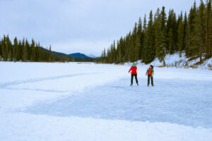 Reasons to Spend a Winter Weekend at Alberta's William A. Switzer Provincial Park