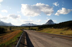 From Prairie to Peaks: Driving Alberta’s Scenic Crowsnest Highway from Medicine Hat to Coleman