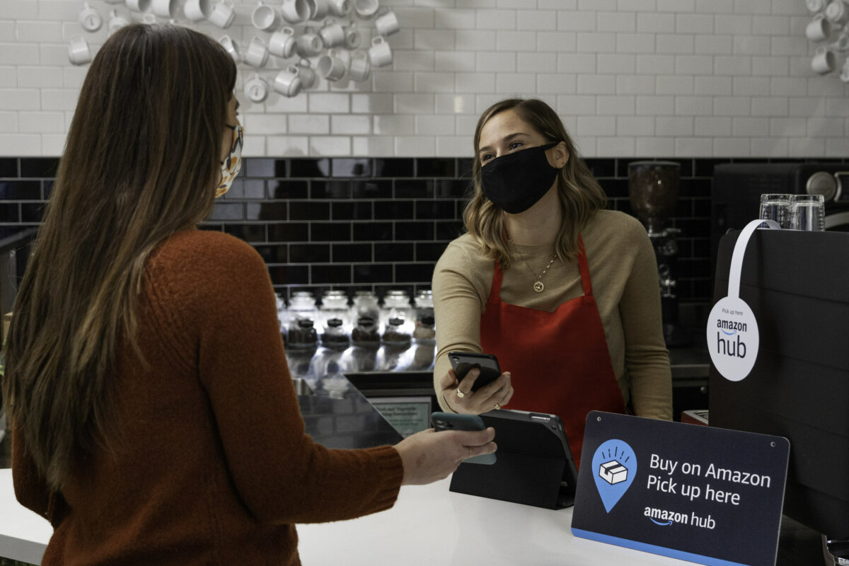 Amazon Counter: You Can Now Pickup Packages at Hundreds of Convenient Locations Across Canada ...