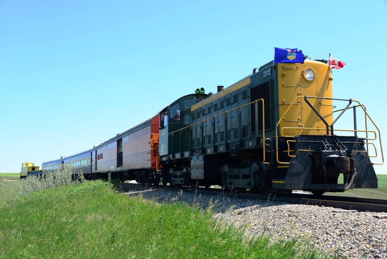 Aspen Crossing Railway Early Season