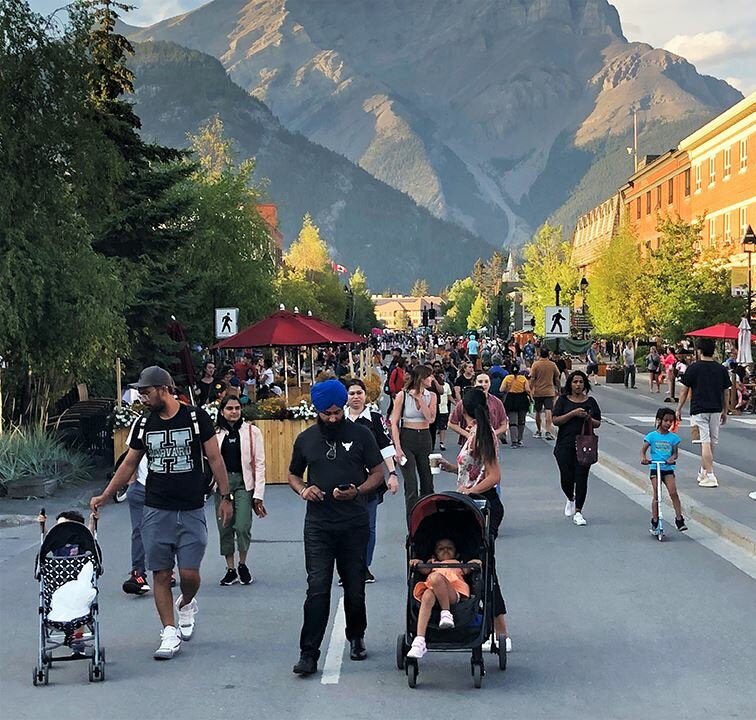 Pedestrian Zone Banff Avenue to Close to Vehicles Starting May 15