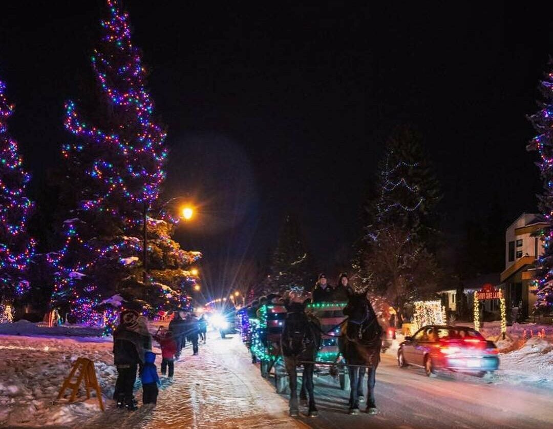 Edmonton Candy Cane Lane Returns For 2023 Season on Dec. 8th; Sleigh