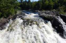 Chutes Provincial Park – Discover a Hidden Gem in Northern Ontario with Waterfalls and Serene Pine Forests
