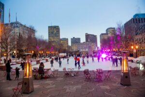 25 Date Ideas During Winter in Edmonton