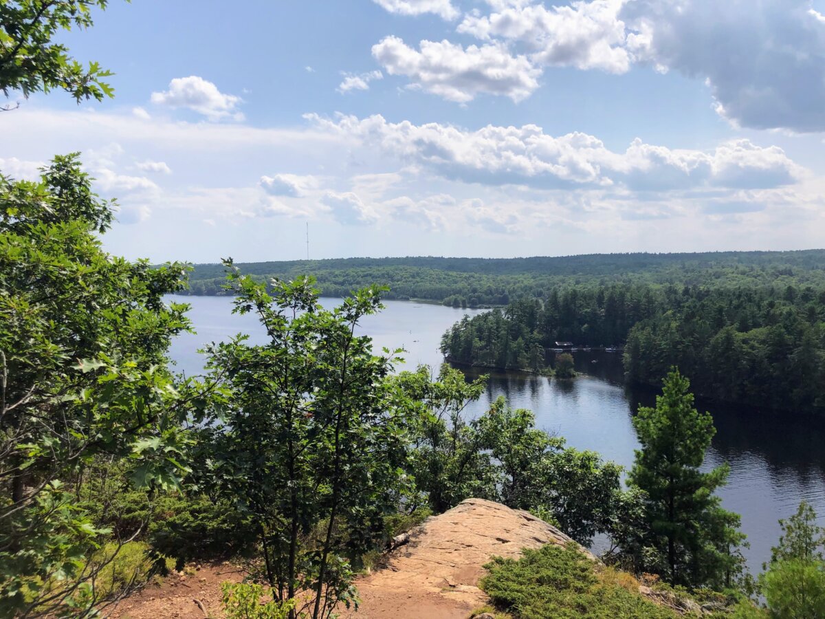 Cliff Top Trail & Scenic Lookouts Climb to the Top of Mazinaw Rock at Bon Echo Provincial Park