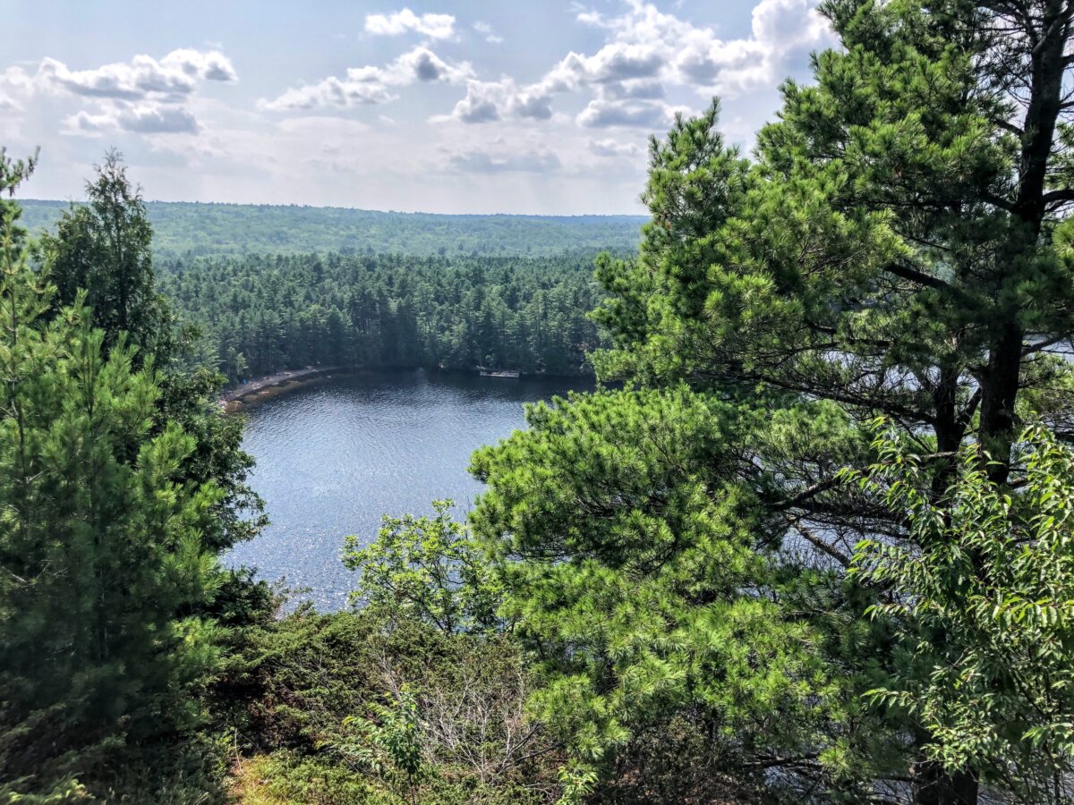 Cliff Top Trail & Scenic Lookouts Climb to the Top of Mazinaw Rock at Bon Echo Provincial Park