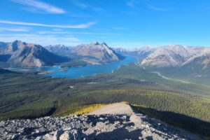 Top Things to Do on a Fall Season Getaway to Kananaskis Country