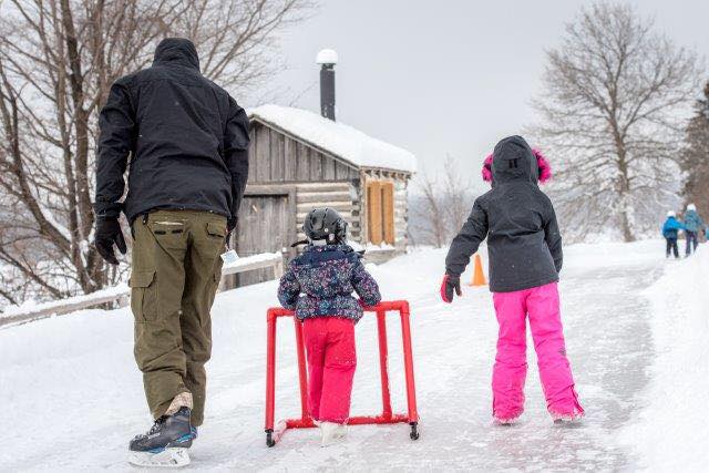 Outdoor Skating Trails in Ontario