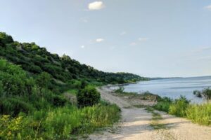 25 Best Hiking Trails in Toronto
