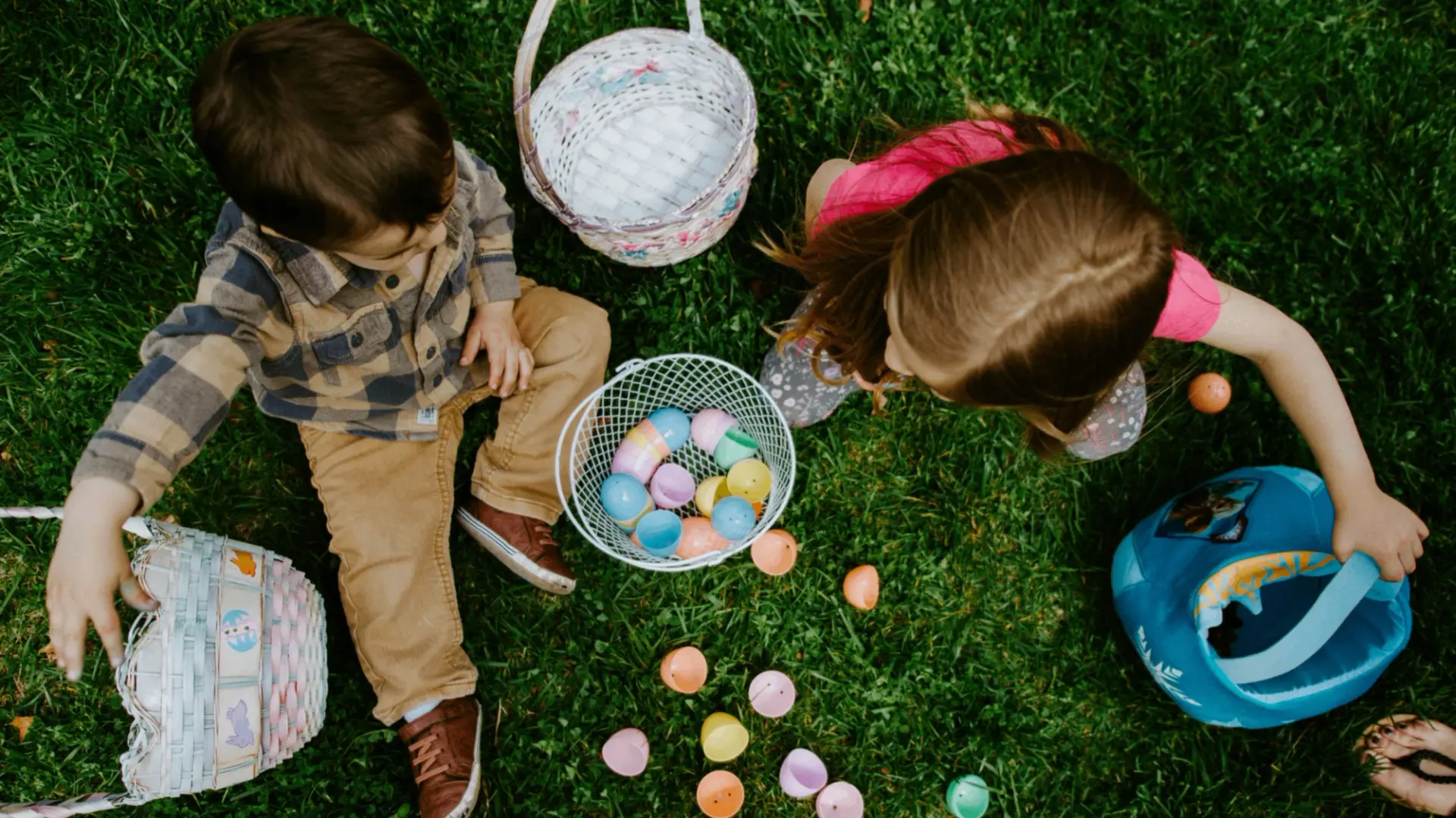 Eggs-cellent Easter Egg Hunt