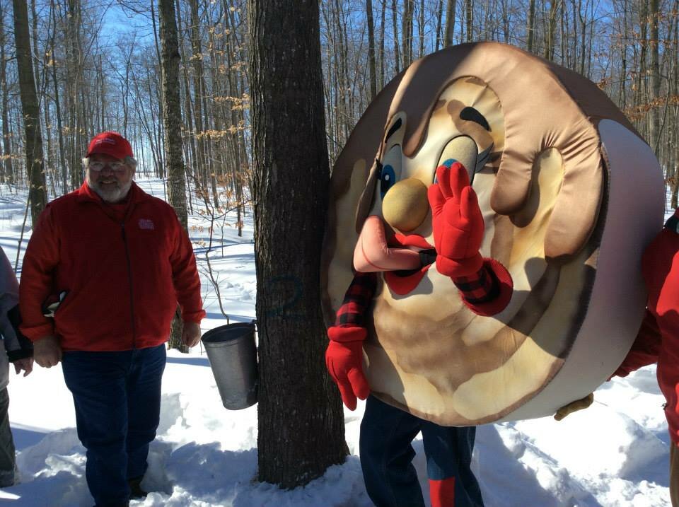 Elmira Maple Syrup Festival Take a Heritage Train to Guinness Record