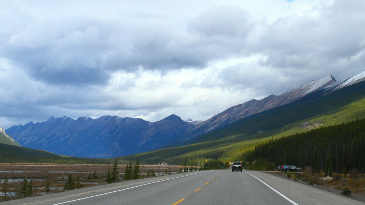 Adventures AwAIt Epic Road Trips