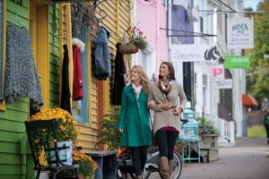 20+ Ideas for a Girls Weekend Getaway in Canada