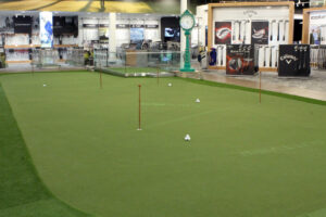 Golf Town Opens Massive New Oakville Store This Weekend With $50 Gift Cards and Over $20,000 in Prizes During Grand Opening