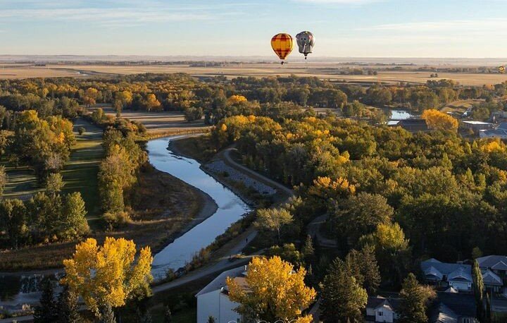 Things to Do on a Weekend Getaway to High River During Fall
