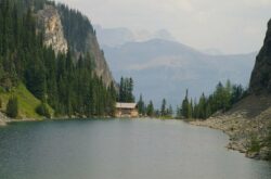 Day Trip From Calgary: Spectacular Hike From Lake Louise to Historic Lake Agnes Tea House