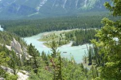 18 Places For a Trip to See Hoodoos and Badlands in Alberta