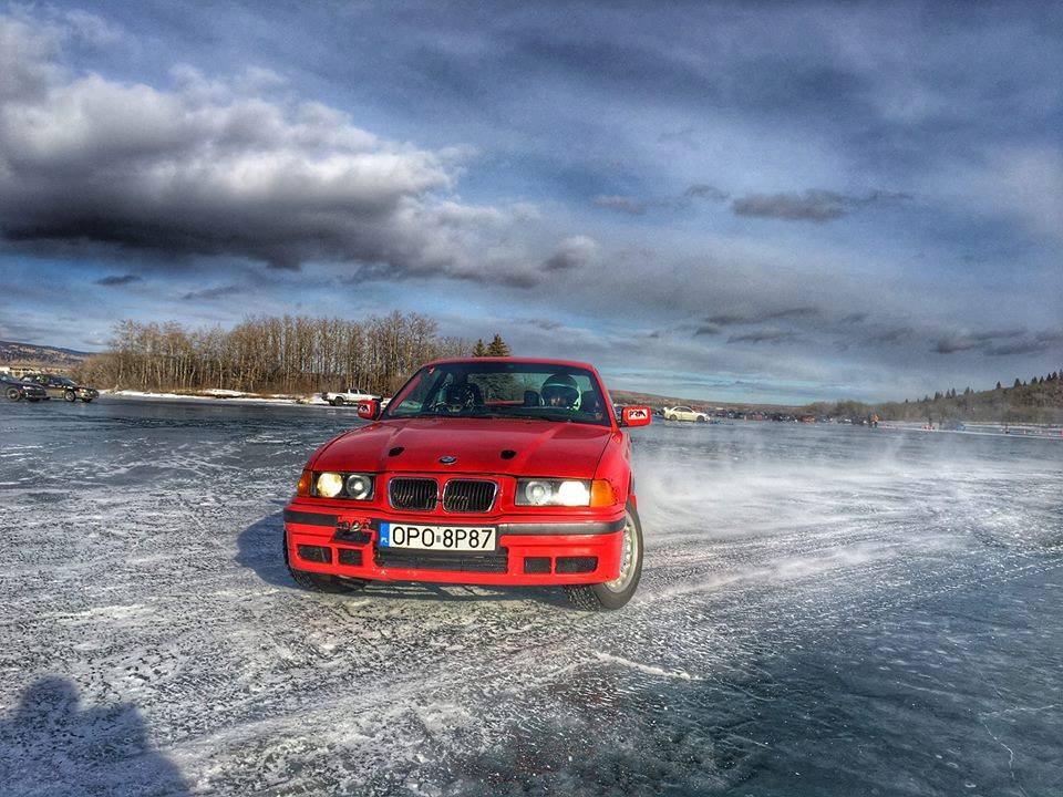 ice-driving-calgary-sports-car-club-cscc