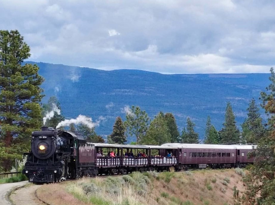 british columbia train trips