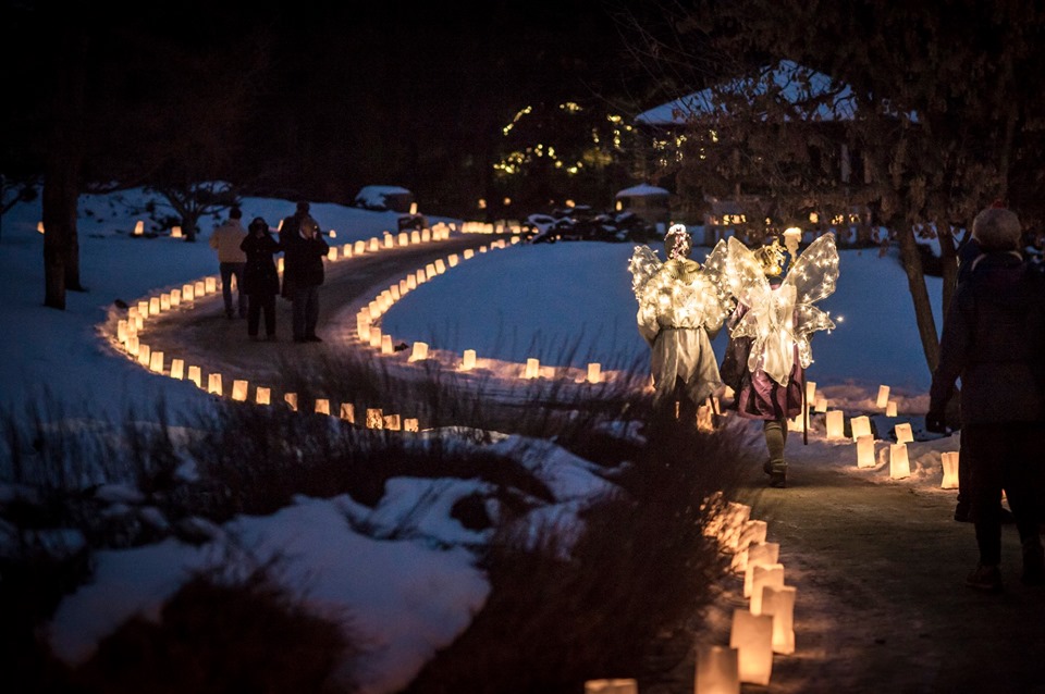 Places To See Christmas Lights And Decorations In Edmonton 2019