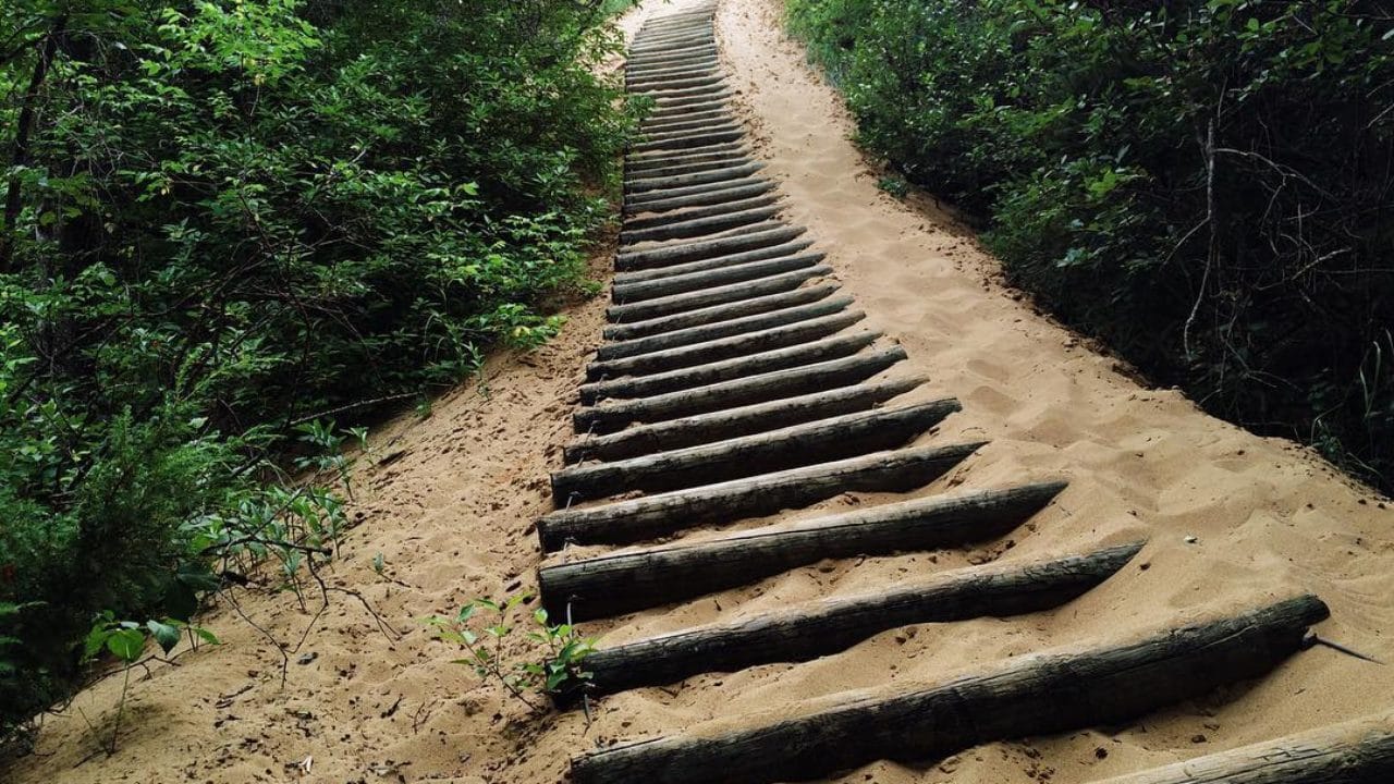 long hiking trails near me