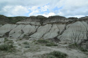 Explore: Midland Provincial Park: Badlands, Old Coal Mine and a World Famous Dinosaur Museum