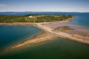Drive on the Ocean Floor to Get to This Island You Can Only Visit During Low Tides