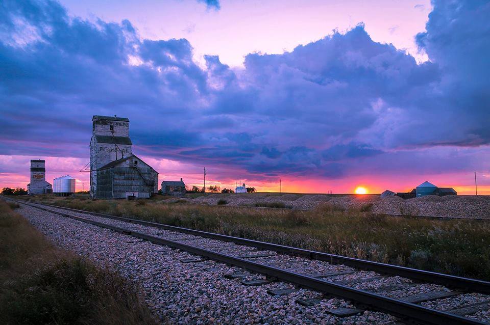 Things to Do in and around the Big Muddy Badlands