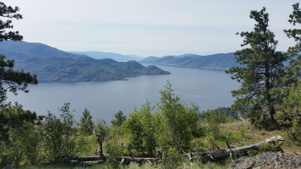 overnight hikes okanagan