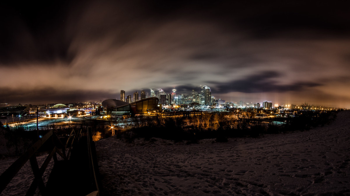 15 Places to See Night Lights in Calgary