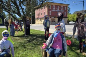 Plan a Fall Day Trip to Meaford for Scarecrows, Hikes and Georgian Bay Views