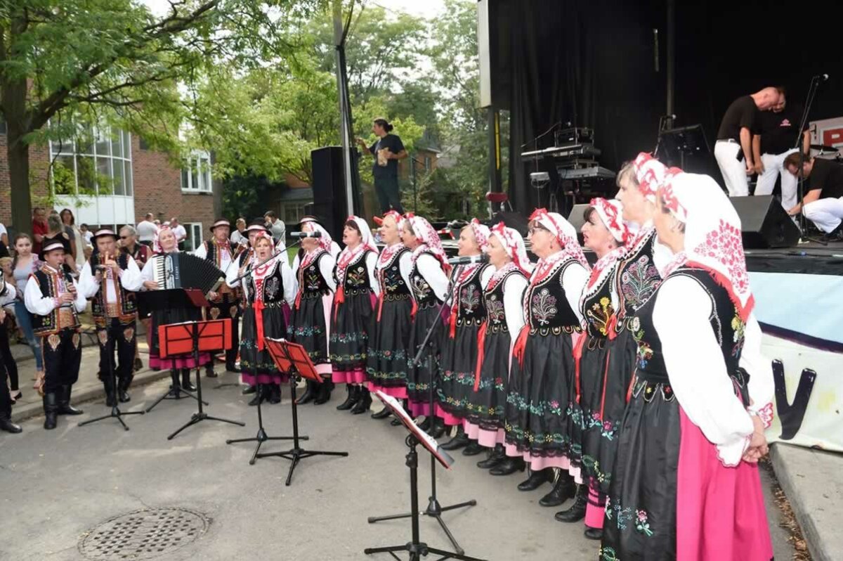 Toronto's Roncesvalles Polish Festival Returns With Splendid