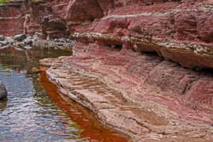 Red Rock Canyon and Parkway: Alberta Scenic Drive and Hikes Along Argillite Canyon and Waterfalls