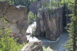Sulphur Gates: Discover the Enchanting Trails and Stunning Scenery at Alberta's Hidden Jewel