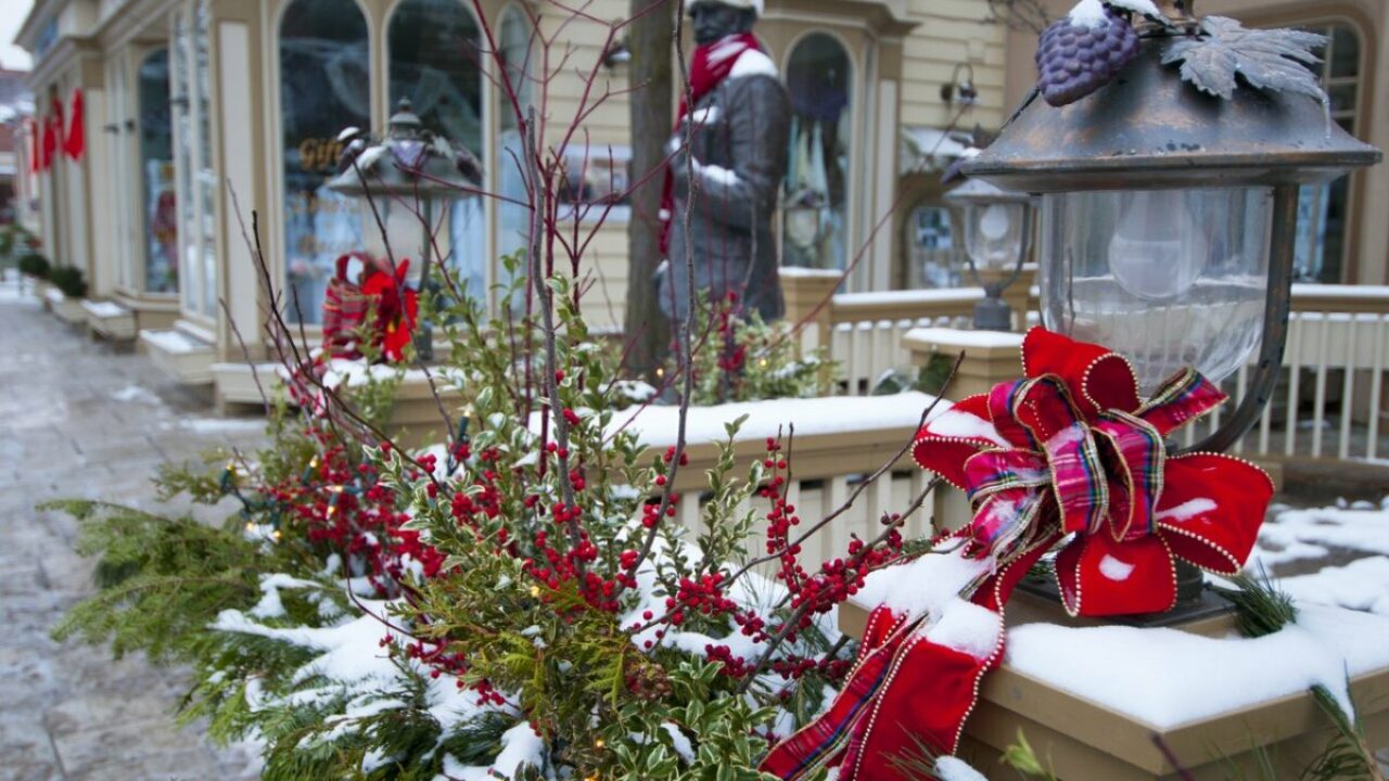 Things To Do To Celebrate Christmas Holidays In Ontario To Do Canada Things To Do To Celebrate Christmas Holidays In Ontario To Do Canada