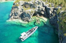Shipwrecks, Grottos and Flowerpots Tour: Cruise the Turquoise Waters Surrounding Bruce Peninsula National Park