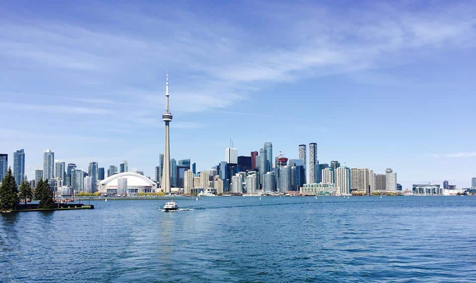 10 Toronto Sightseeing, Lunch and Dinner Cruises To Do Canada